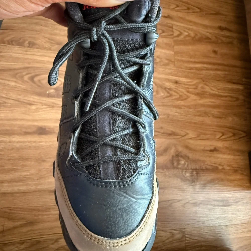 Kids Air Jordan Retro 9 - Olives 🫒 - Picture 11 of 16